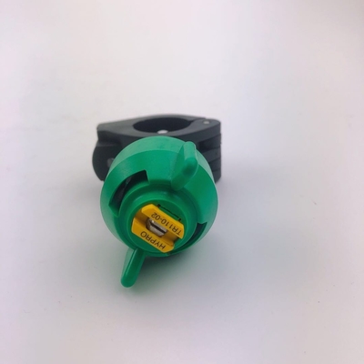 OEM ODM CC522 พลาสติก Spray Nozzle ขนาดเล็ก สีเขียว สีดําสําหรับ roller ถนน