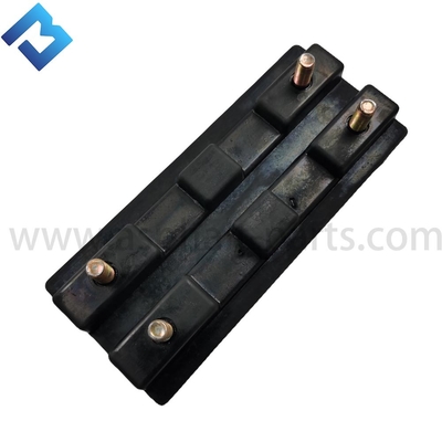 ABG Volvo  Asphalt Paver Bolt บนแผ่นยางรองพื้นระบบช่วงล่าง