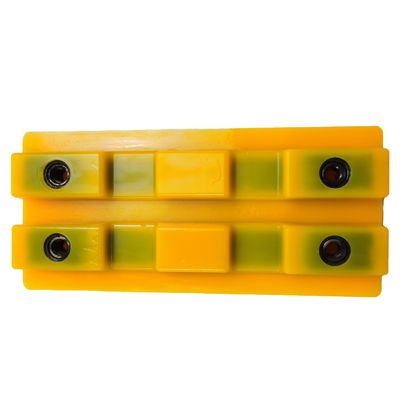 OEM 2411111 Track Pad สําหรับเครื่องบดถนน W2000 / W1900 / W1200, 260 * 120mm ขนาด